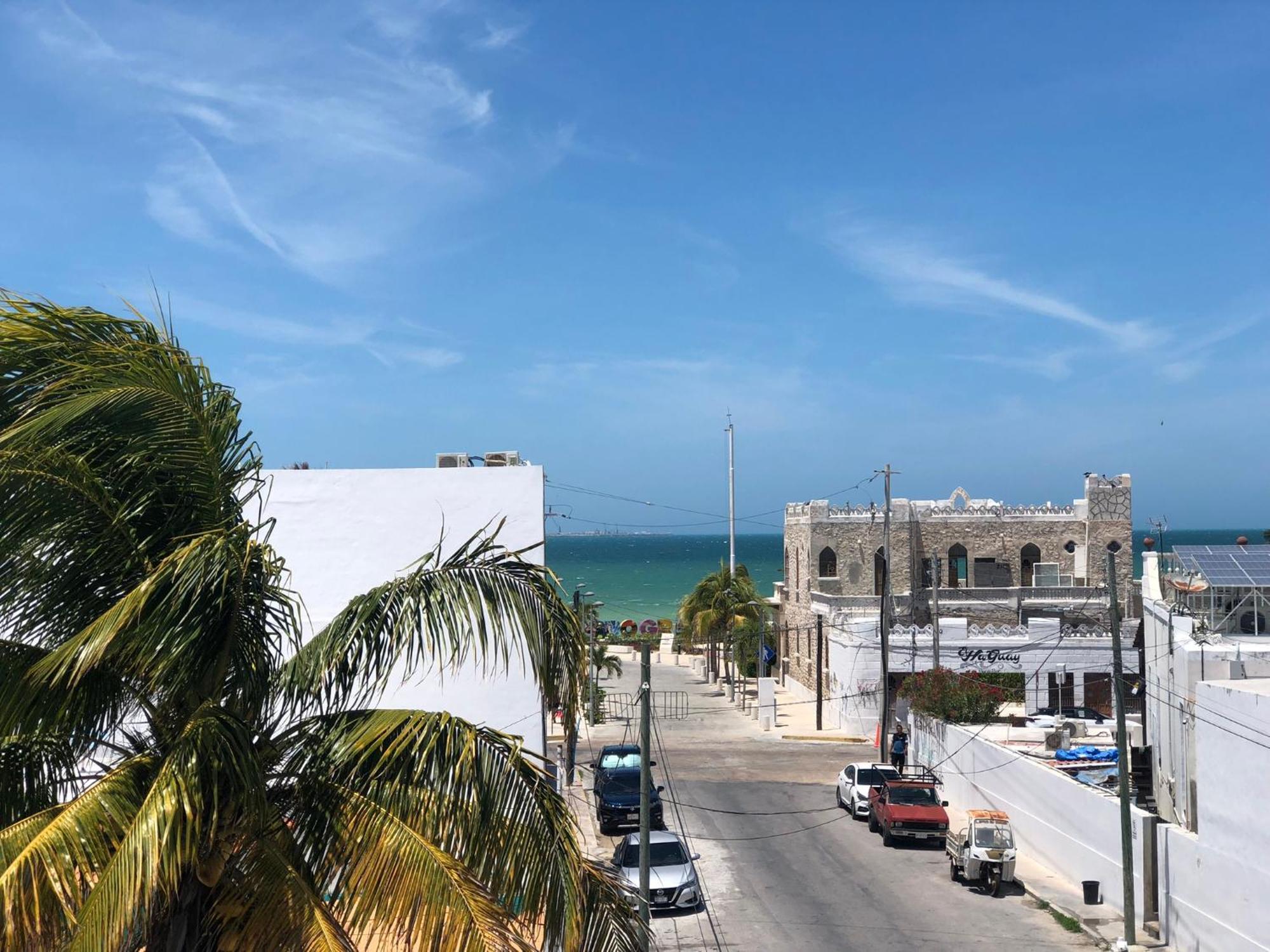 Malecon Beach House In Progreso 1 Block From Beach Exteriér fotografie